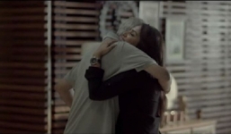 Clip: Sự hối hận của người cha trong ngày 8/3 khiến người xem xúc động