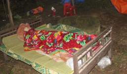 Nam thanh niên chết dưới giếng làng nghi bị truy đuổi