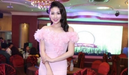 Sao Việt đẹp tuần qua: Tú Anh quyến rũ với gam hồng pastel dịu nhẹ