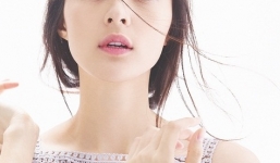 Cường Đô la bên Hà Hồ, Hạ Vi khoe vòng một gợi cảm