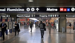 Phi công dọa tử tự cùng 200 hành khách vì bị vợ bỏ