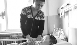 Vạch mặt “soái ca” nguyện cả đời chăm sóc người yêu sống thực vật