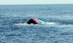 Tàu cá Khánh Hòa bị tàu lạ đâm chìm, 5 ngư dân kêu cứu ở Hoàng Sa