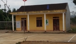  Bí thư xóm vác ghế đánh trưởng thôn ngay trong cuộc họp