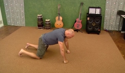 Cách xử lý tai nạn hóc dị vật, nghẹt thở khi chỉ có một mình