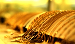 Giá vàng hôm nay 10/3 rớt giá do dự đoán ECB nới lỏng
