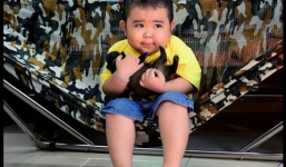 Clip bé Ku Tin đối đáp lém lỉnh trong hậu trường 'gây sốt' dân mạng