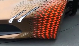 Công nghệ lạ trên thân xe BMW co giãn như cao su