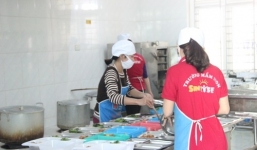 An toàn thực phẩm Mầm non: Đến giáo viên cũng lo…ngộ độc