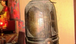 Phát hiện chuông đồng cổ nặng 70kg ở Hà Tĩnh