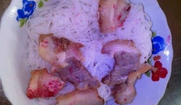 Quảng Nam: Thịt lợn chín chuyển màu đỏ như máu