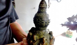 Bình hồ lô cổ giá '10 tỷ' ở Quảng Nam bán...12 triệu đồng