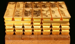 Giá vàng hôm nay 14/3: giá vàng trong nước giảm mạnh