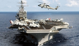 Video: Cận cảnh siêu tàu sân bay Mỹ tập trận tại Hàn Quốc