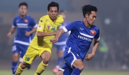 ĐT Việt Nam bị cầm hòa trong trận cầu tri ân các cựu cầu thủ Hà Nội T&T