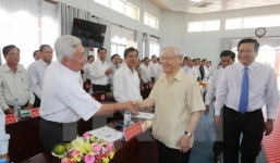 Tổng Bí thư Nguyễn Phú Trọng đến thăm và làm việc tại tỉnh Long An