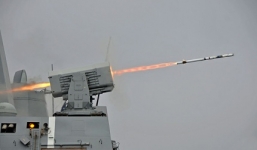 Video: Khu trục hạm Mỹ thử nghiệm thành công 'Ngón tay tử thần' SeaRAM