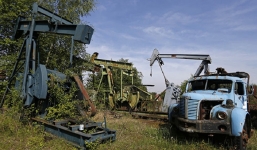 Nga chỉ còn dầu dùng trong ba thập niên