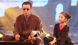 'Thần đồng hát Xẩm' 7 tuổi khiến Trấn Thành cúi đầu thán phục