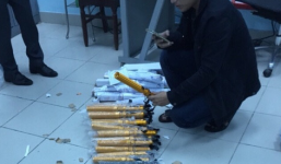 Cảng Hàng không quốc tế Đà Nẵng phát hiện 77 dùi cui không phép