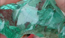 Phát hiện viên đá xanh từ vụ nổ Tunguska bí ẩn nhất lịch sử