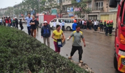 Vụ nổ lớn ở Hà Đông: Vợ khóc ngất chứng kiến chồng tử vong