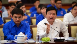 Trả lời thay Giám đốc Sở, Trưởng phòng bị ông Đinh La Thăng 'mời' ngồi xuống