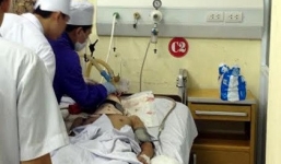 Vụ nổ lớn ở Hà Đông: Hai nạn nhân vẫn hôn mê dù được mổ não