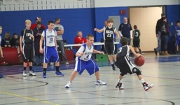 Video: Màn trình diễn hấp dẫn của 2 đội bóng rổ nhí