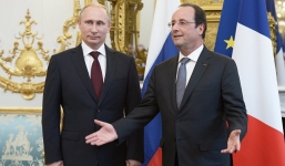 Tổng thống Francois Hollande “thảm bại” trong quan hệ Nga - Pháp