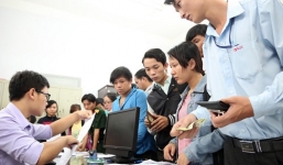 Xét tuyển trực tuyến: Thí sinh phải đăng ký số điện thoại và email