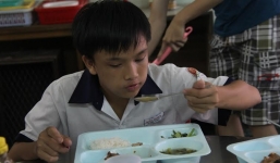 Quán cơm miễn phí cho người nghèo tại TP. Hồ Chí Minh