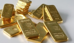 Giá vàng hôm nay 24/3 tuột dốc, lập đáy trong một tháng