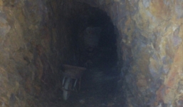 'Hầm rượu” xuyên núi của Bí thư huyện Tây Giang sẽ được lấp bỏ