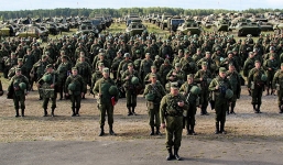 Video: Cận cảnh lính dù Nga báo động chiến đấu