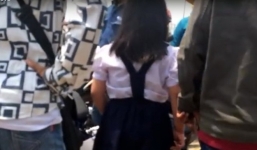 Công an vào cuộc điều tra vụ clip nữ sinh bị bỏ rơi giữa ruộng