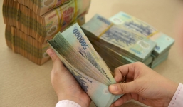 Choáng với mức lương 560 triệu/tháng của sếp công ty nhựa Sài Gòn