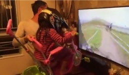  Ông bố chế xe đạp 'bay' cho con gái được dân mạng khen hết lời