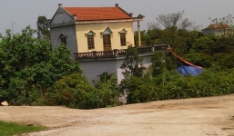 Phẫn nộ kẻ đánh đập vợ con, bạo hành mẹ tử vong