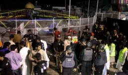 Taliban đứng lên nhận trách nhiệm vụ đánh bom công viên tại Pakistan