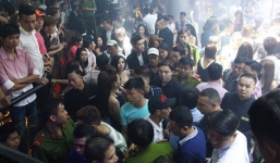 Đột kích vũ trường ở Sài Gòn có 700  nam, nữ tụ tập