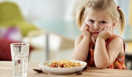 Trẻ biếng ăn phải làm sao, nguyên nhân và cách trị trẻ biếng ăn ? 