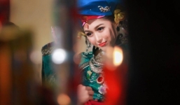 MC Đài Hà Nội hóa thân thành 'cô đồng xinh nhất Vịnh Bắc Bộ'