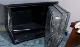 Truy bắt đối tượng cạy két sắt trụ sở Viễn thông Kon Tum