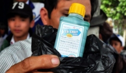 Bắt người phụ nữ hạ độc chồng bằng thuốc diệt cỏ