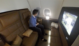 Tận hưởng khoang hạng nhất với giá vé máy bay hơn 500 triệu