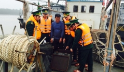 Bắt giữ tàu Trung Quốc chở dầu lậu vi phạm chủ quyền biển Việt Nam