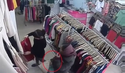 Video: Những 'nữ quái' trộm đồ 'cao tay' vẫn bị camera phát giác