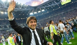 Vừa ký hợp đồng với Chelsea, HLV Conte bị tố dàn xếp tỷ số 