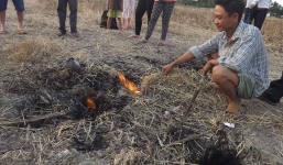 Đổ xô xin đất, nước ở mảnh ruộng 'tự bốc cháy' để...chữa bệnh